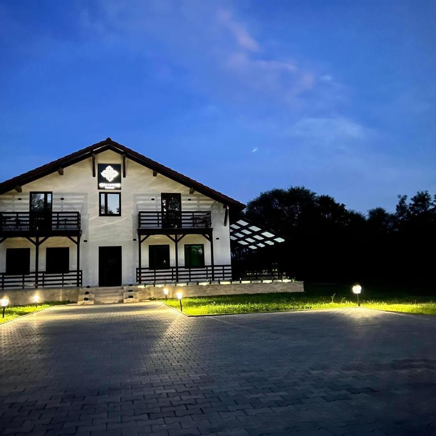 Casa Cu Flori Maramures Baia Mare Exteriör bild